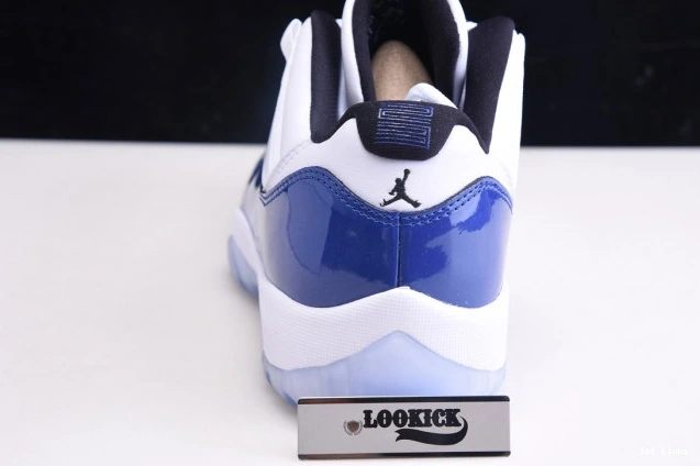 1st Kicks Retro Jordan Low AH7860- White Concord 677 Air ModernLook 11 1115